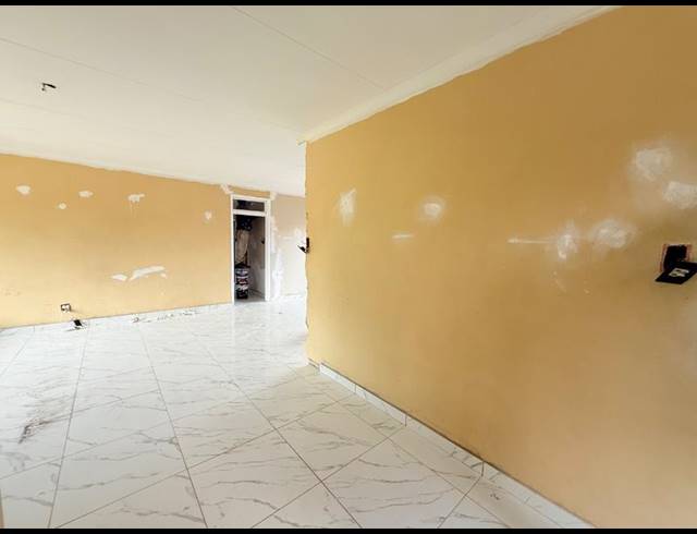 3 BEDROOM HOUSE FOR SALE IN VANDERBIJLPARK SE 6